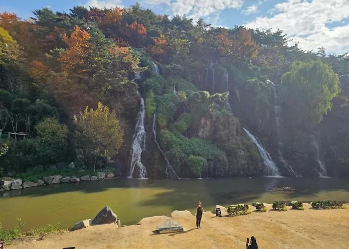Waterfall- 연희 홍대 10분 신촌 3베드 6인 아파트 서울특별시